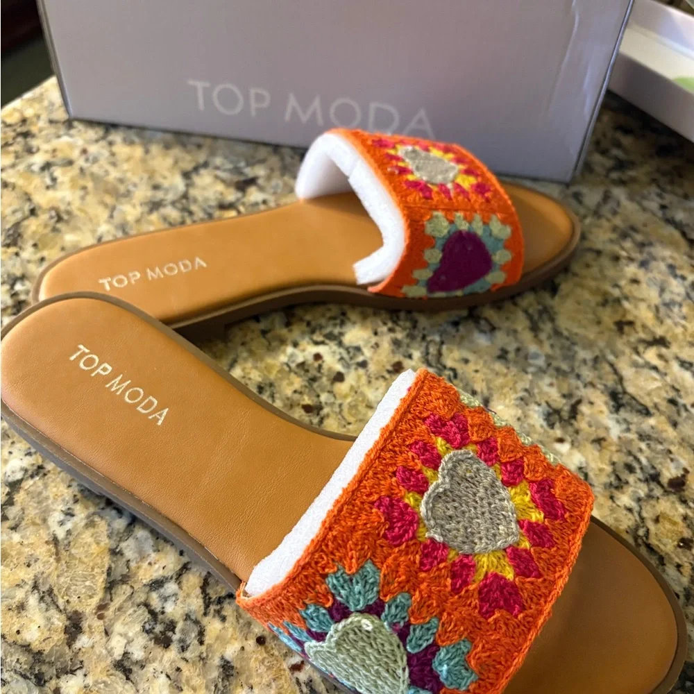 TOP Moda Orange Crochet Slide Sandals with Multicolor Heart Embroidery - Picture 2 of 6